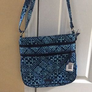 NWT VERA BRADLEY Triple zip hipster